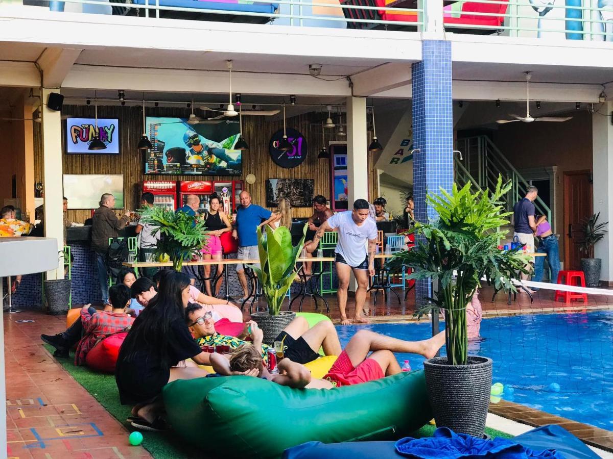 The Funky Village (Adults Only) Сиемрип Экстерьер фото