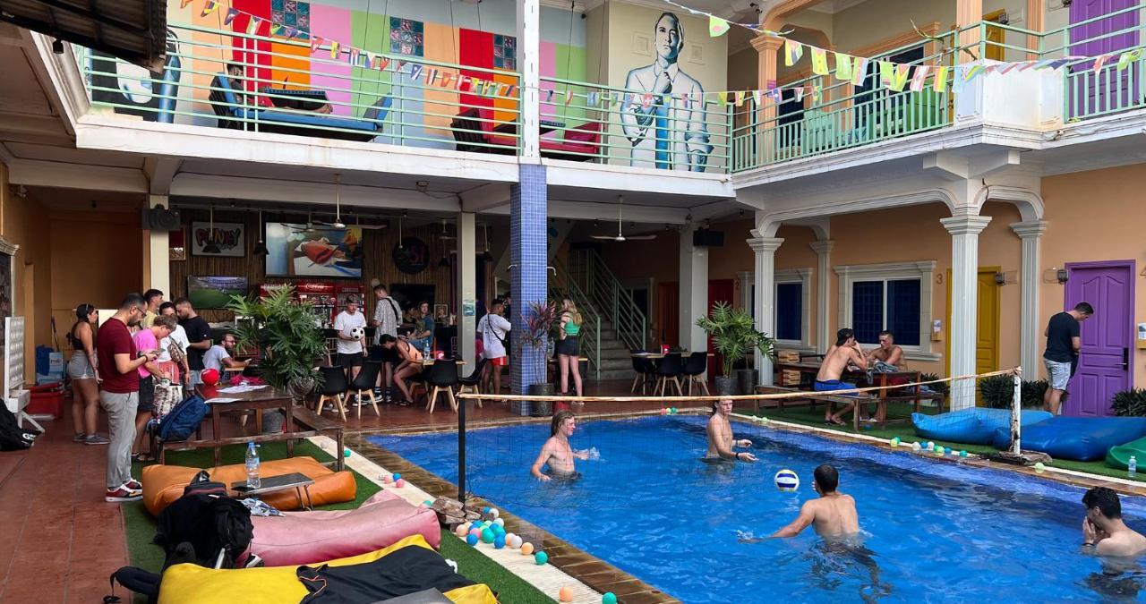 The Funky Village (Adults Only) Сиемрип Экстерьер фото